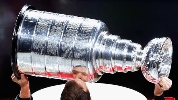 Stanley-Cup-Steve-Woltmann.jpg